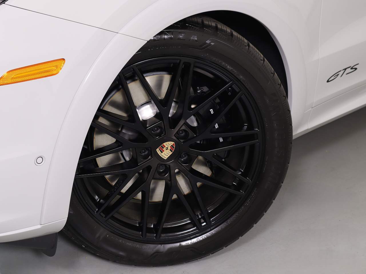 2026 Porsche Cayenne GTS