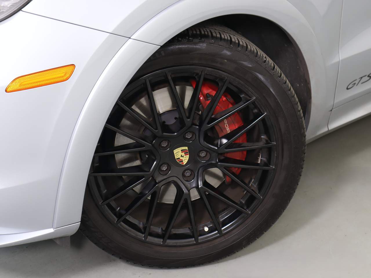 2023 Porsche Cayenne GTS