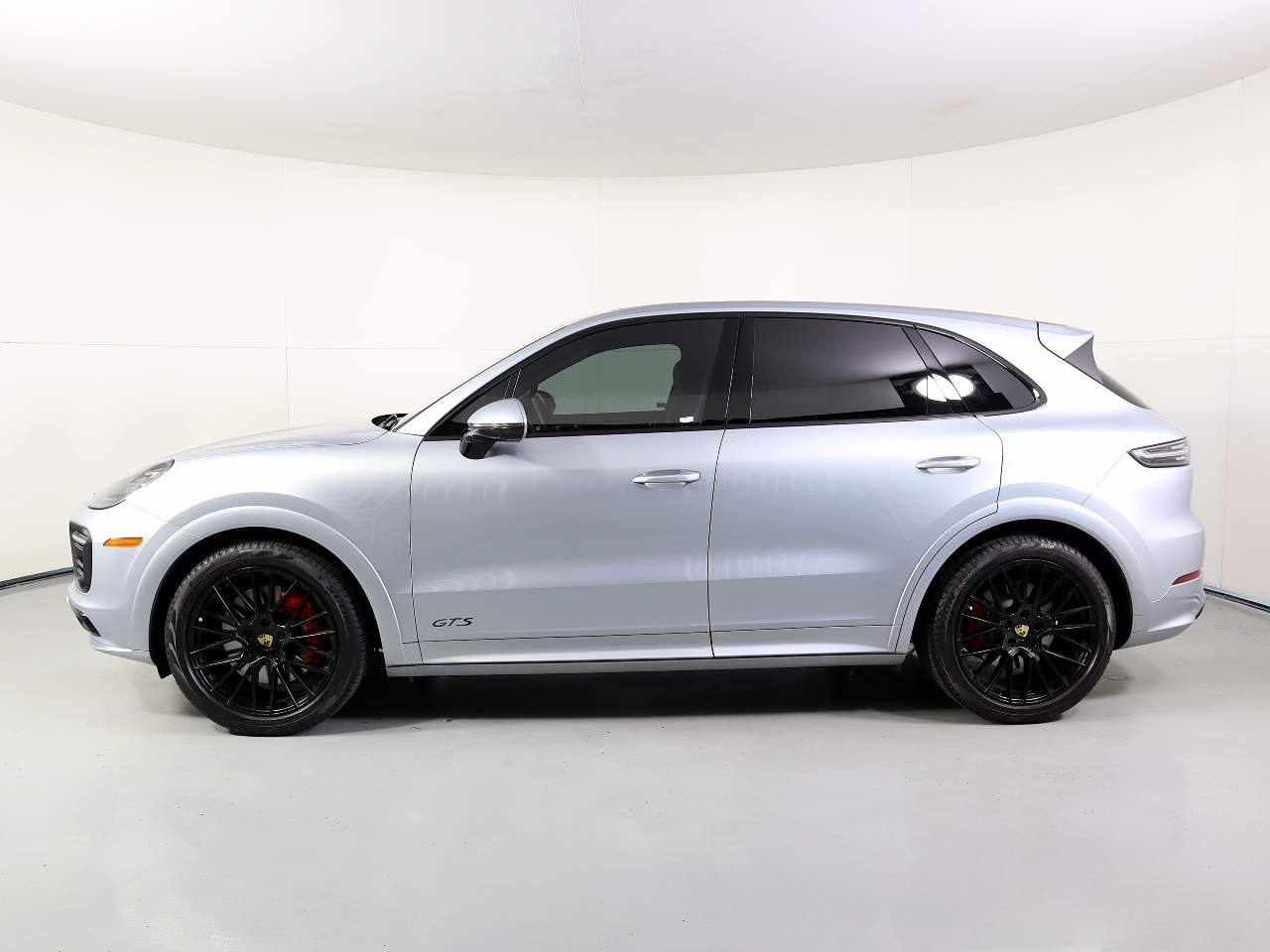 2023 Porsche Cayenne GTS