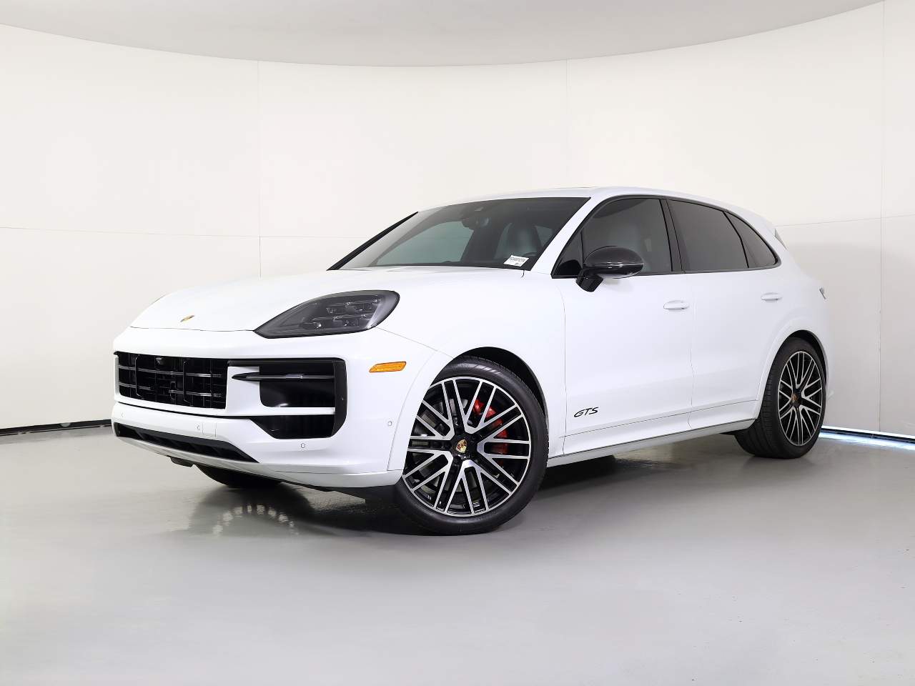 2025 Porsche Cayenne GTS