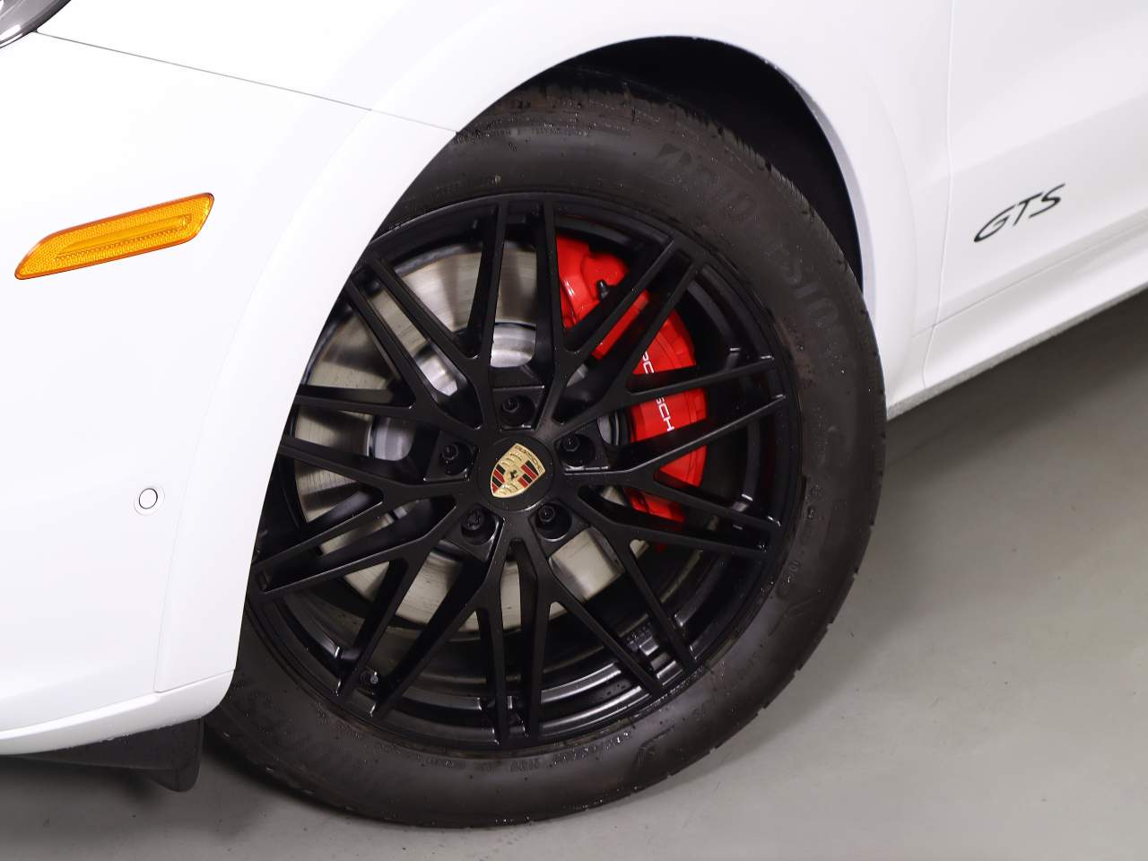 2026 Porsche Cayenne GTS Coupe