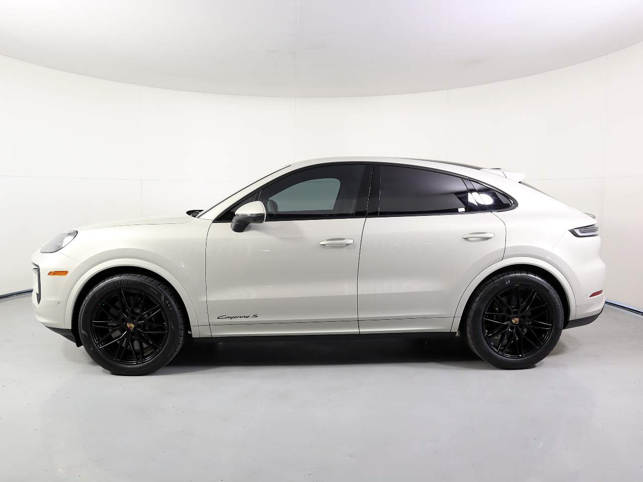2025 Porsche Cayenne S Coupe