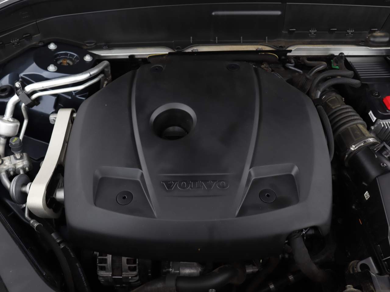 2021 Volvo XC90 T6 Inscription 6-Passenger