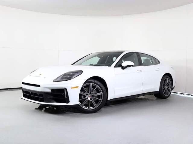 2026 Porsche Panamera 4