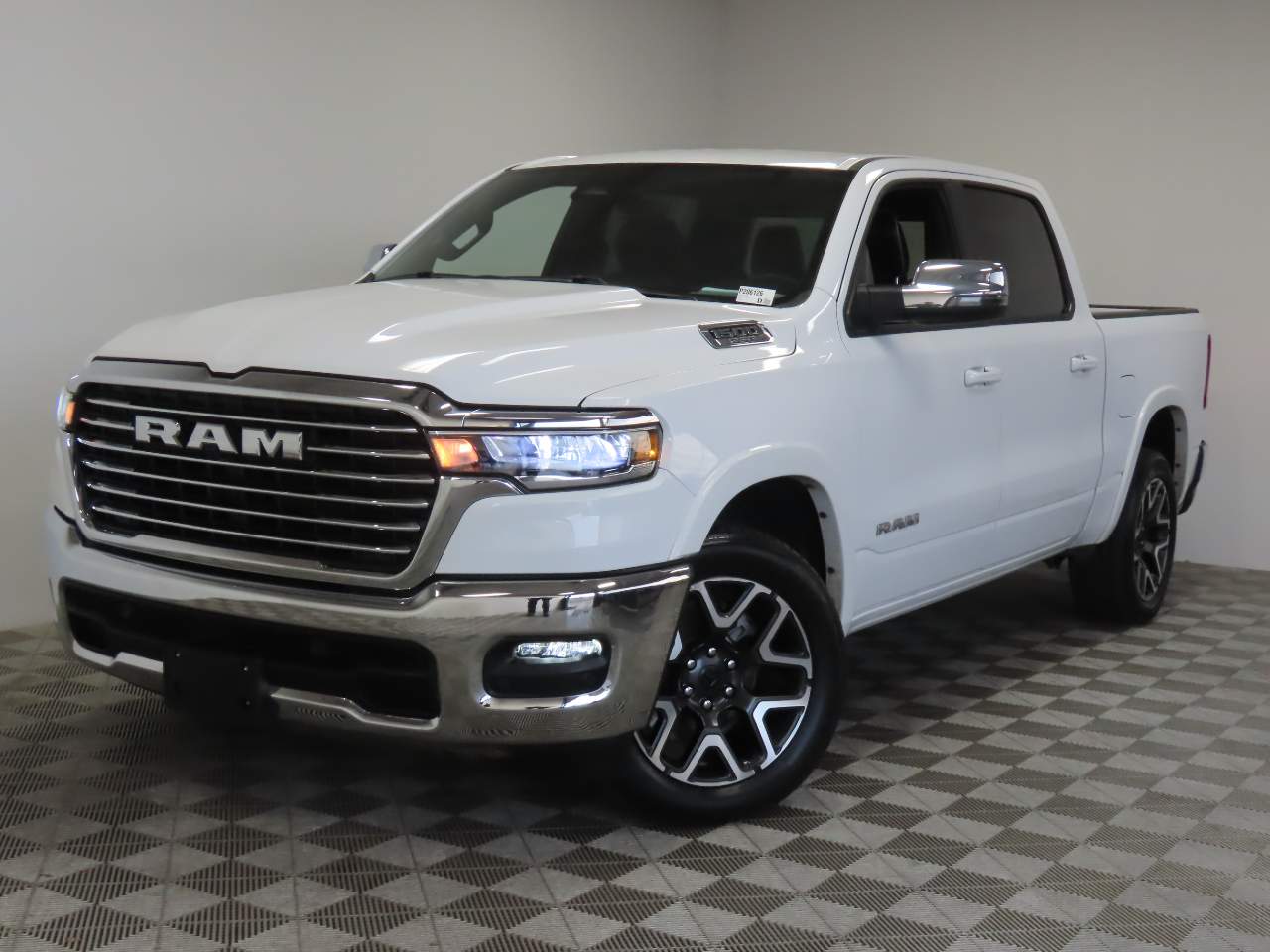 2025 Ram 1500 Laramie Crew Cab