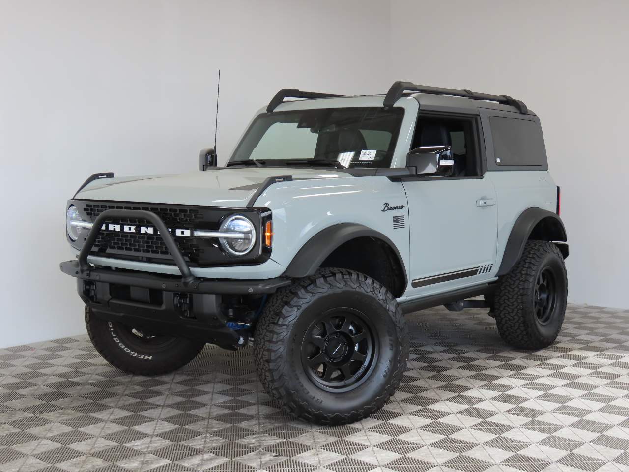 2021 Ford Bronco First Edition Advanced