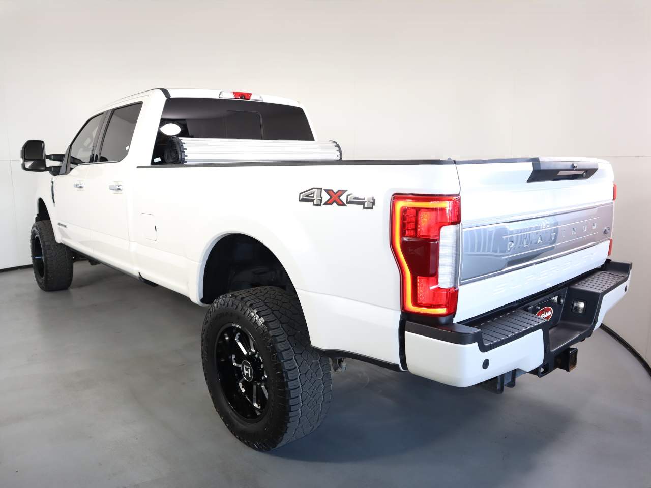 2018 Ford F-350 Super Duty Platinum Crew Cab