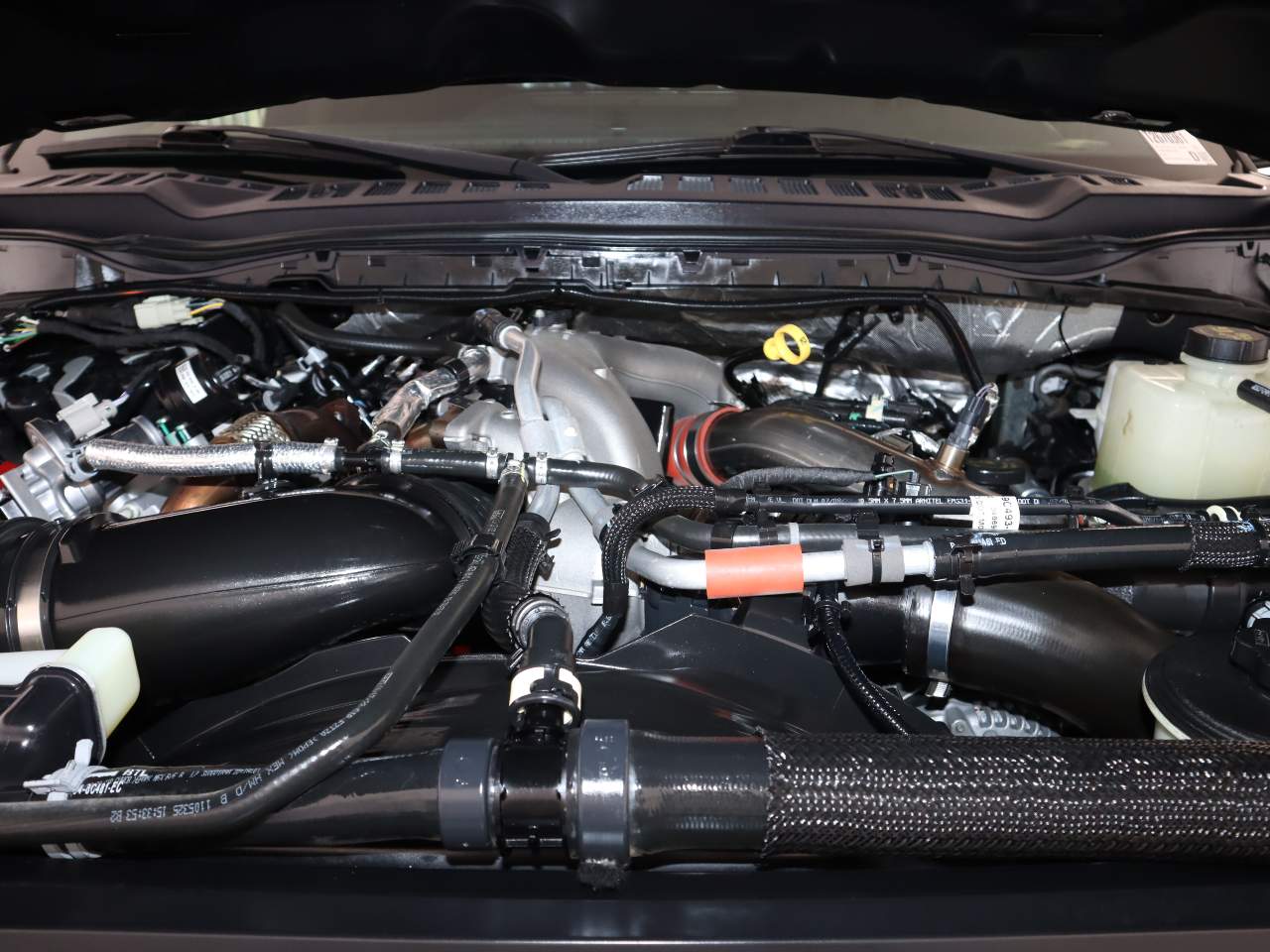 2023 Ford F-450 Super Duty Lariat Crew Cab