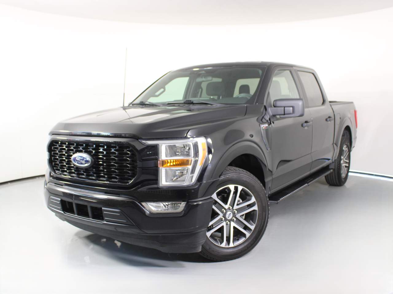 2022 Ford F-150 XL Crew Cab