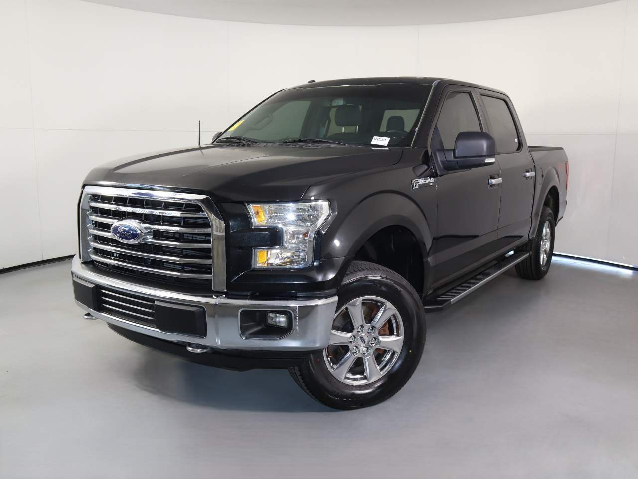 2015 Ford F-150 XLT Crew Cab