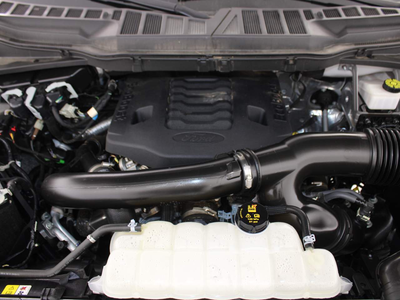 2023 Ford F-150 XLT Crew Cab