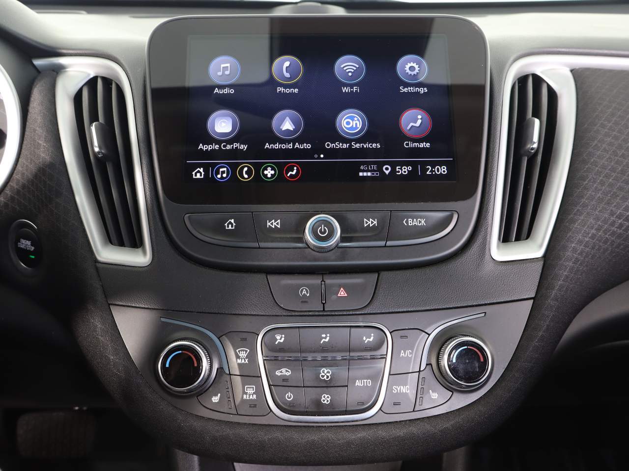 2024 Chevrolet Malibu 1LT - Photo 10