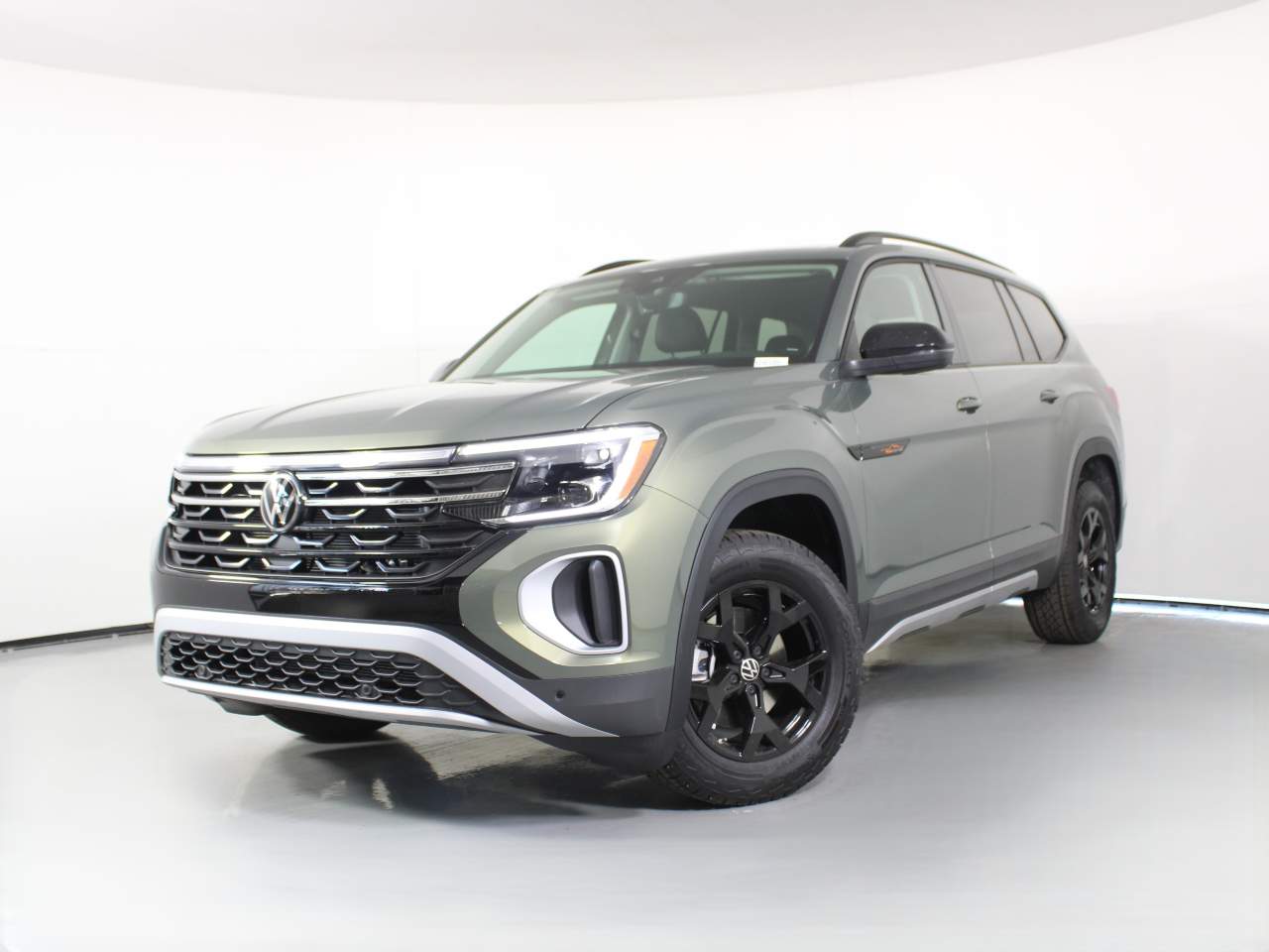 2025 Volkswagen Atlas Peak Edition 4Motion