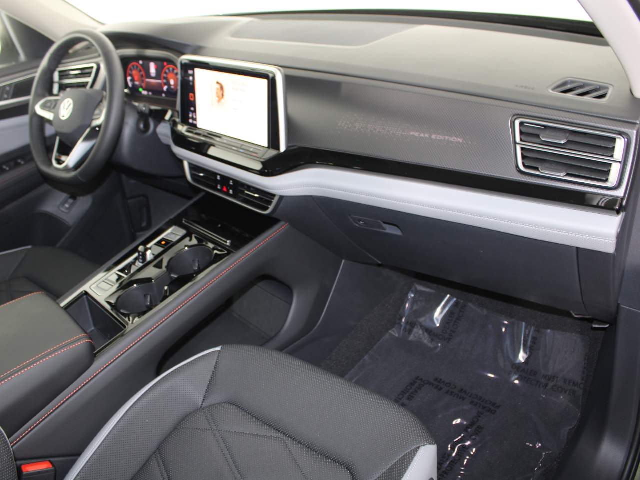2025 Volkswagen Atlas Peak Edition 4Motion