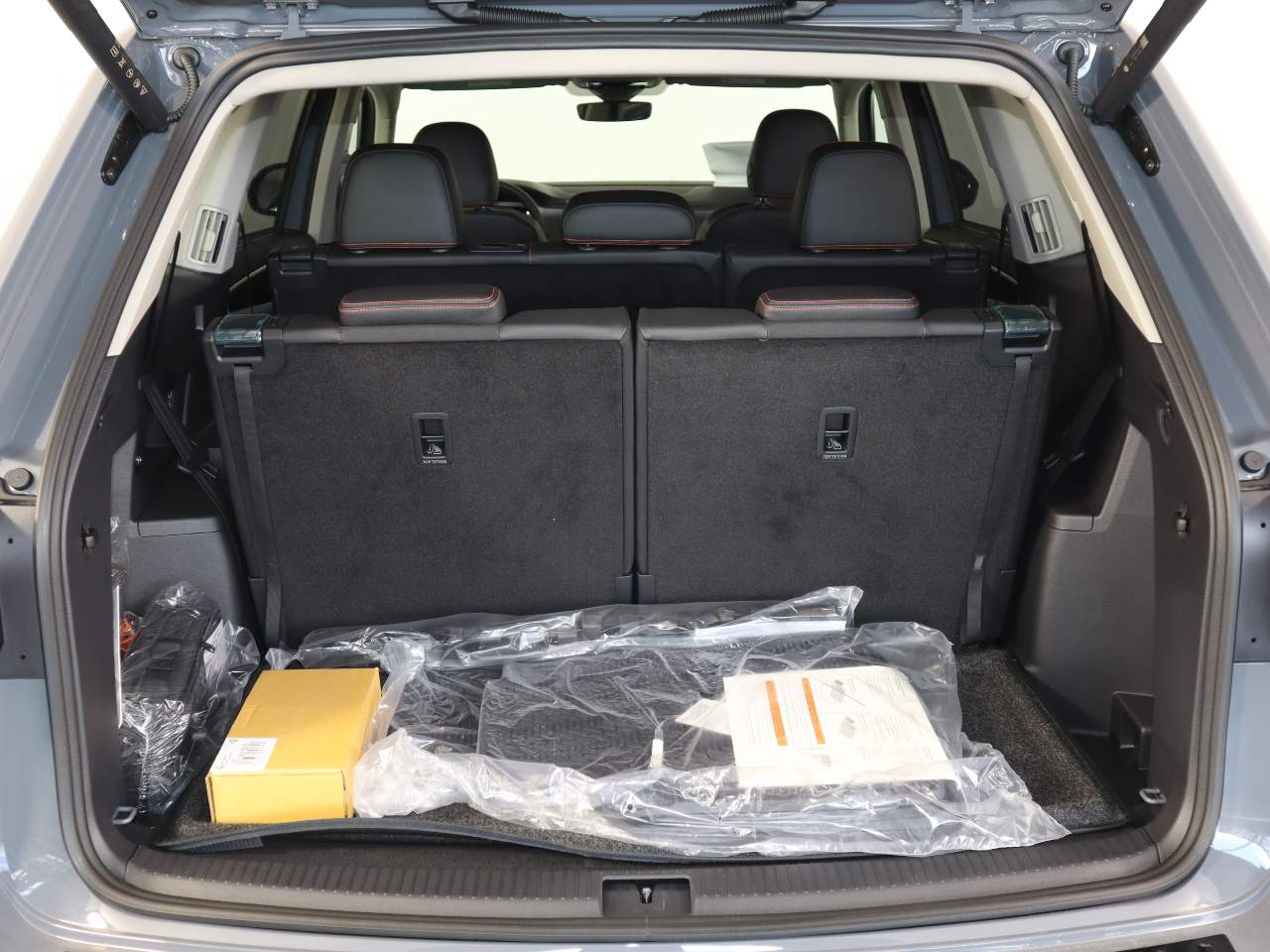 2025 Volkswagen Atlas Peak Edition 4Motion