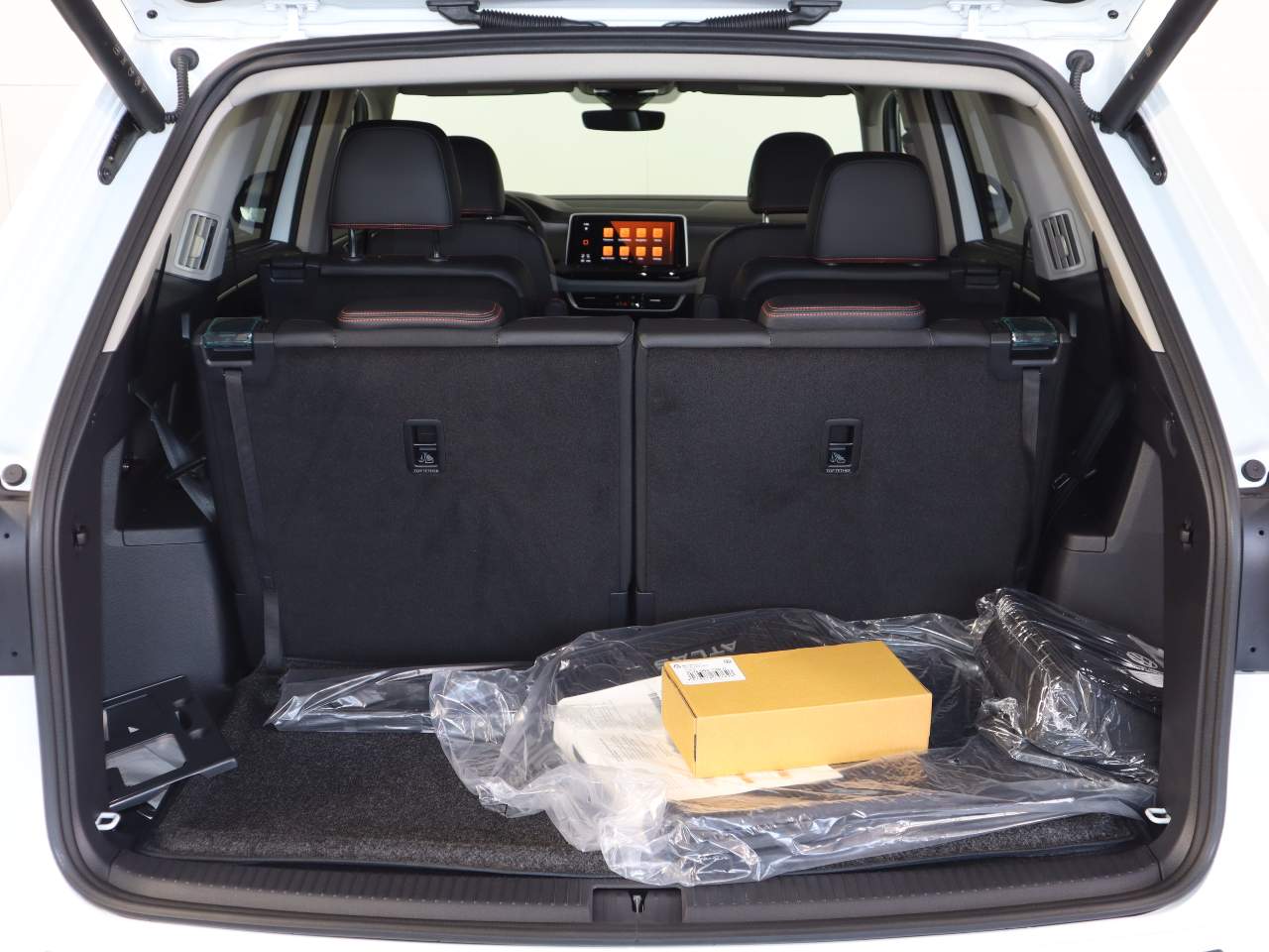 2025 Volkswagen Atlas Peak Edition 4Motion