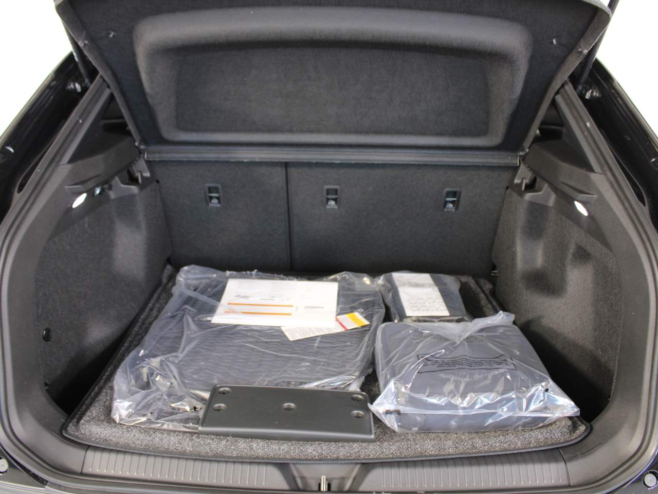 2025 Volkswagen ID.4 Pro 4dr Crossover