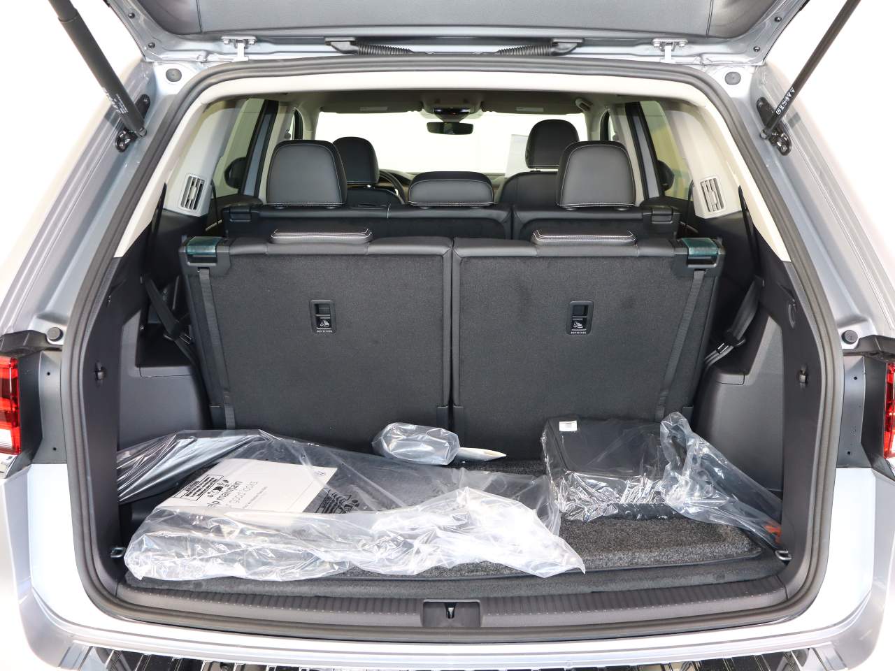 2026 Volkswagen Atlas SE