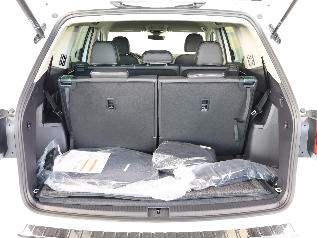 2026 Volkswagen Atlas SE