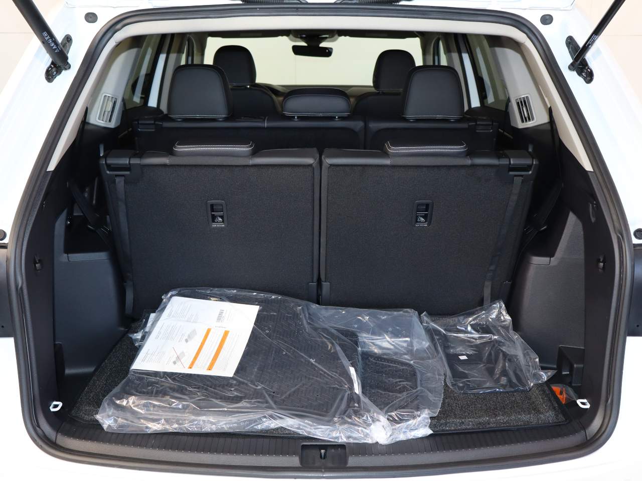 2026 Volkswagen Atlas SE