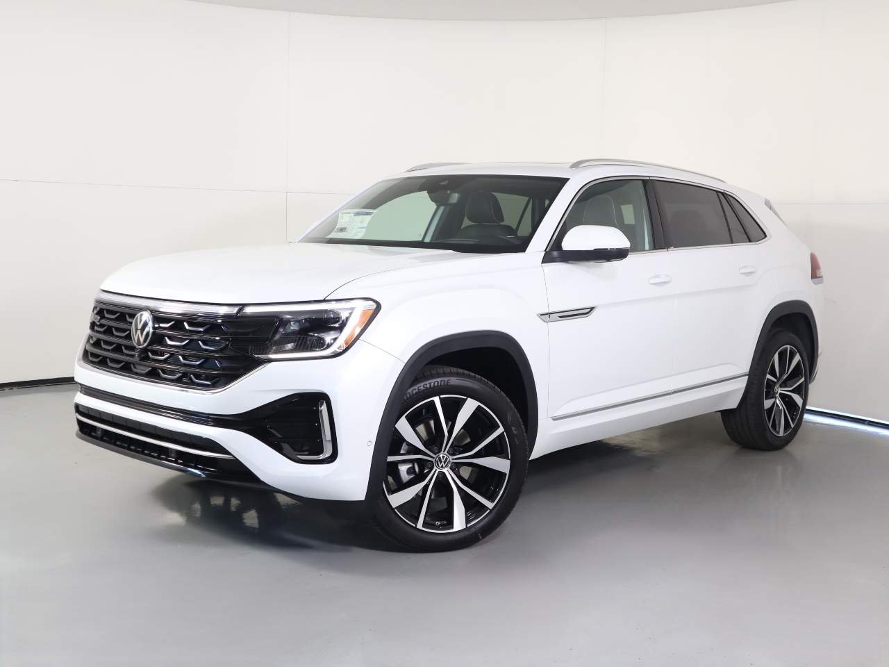 2026 Volkswagen Atlas Cross Sport SEL Premium R-Line 4Motion