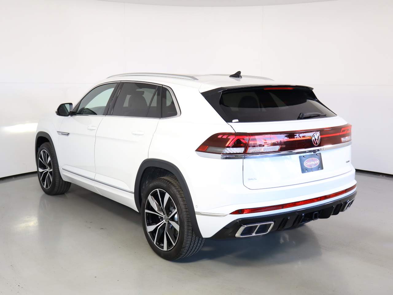 2026 Volkswagen Atlas Cross Sport SEL Premium R-Line 4Motion