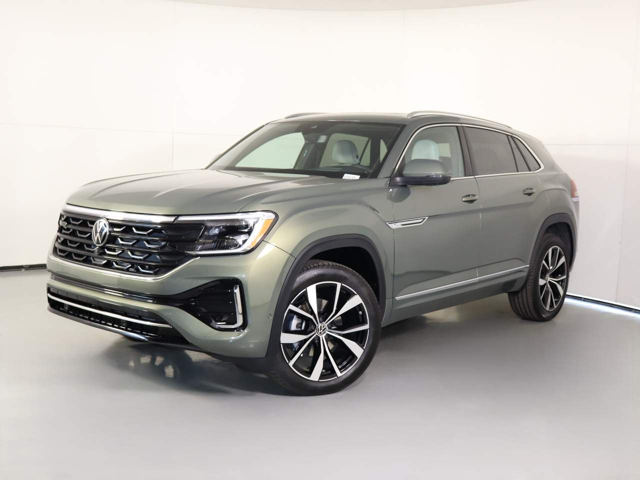 2026 Volkswagen Atlas Cross Sport SEL Premium R-Line 4Motion