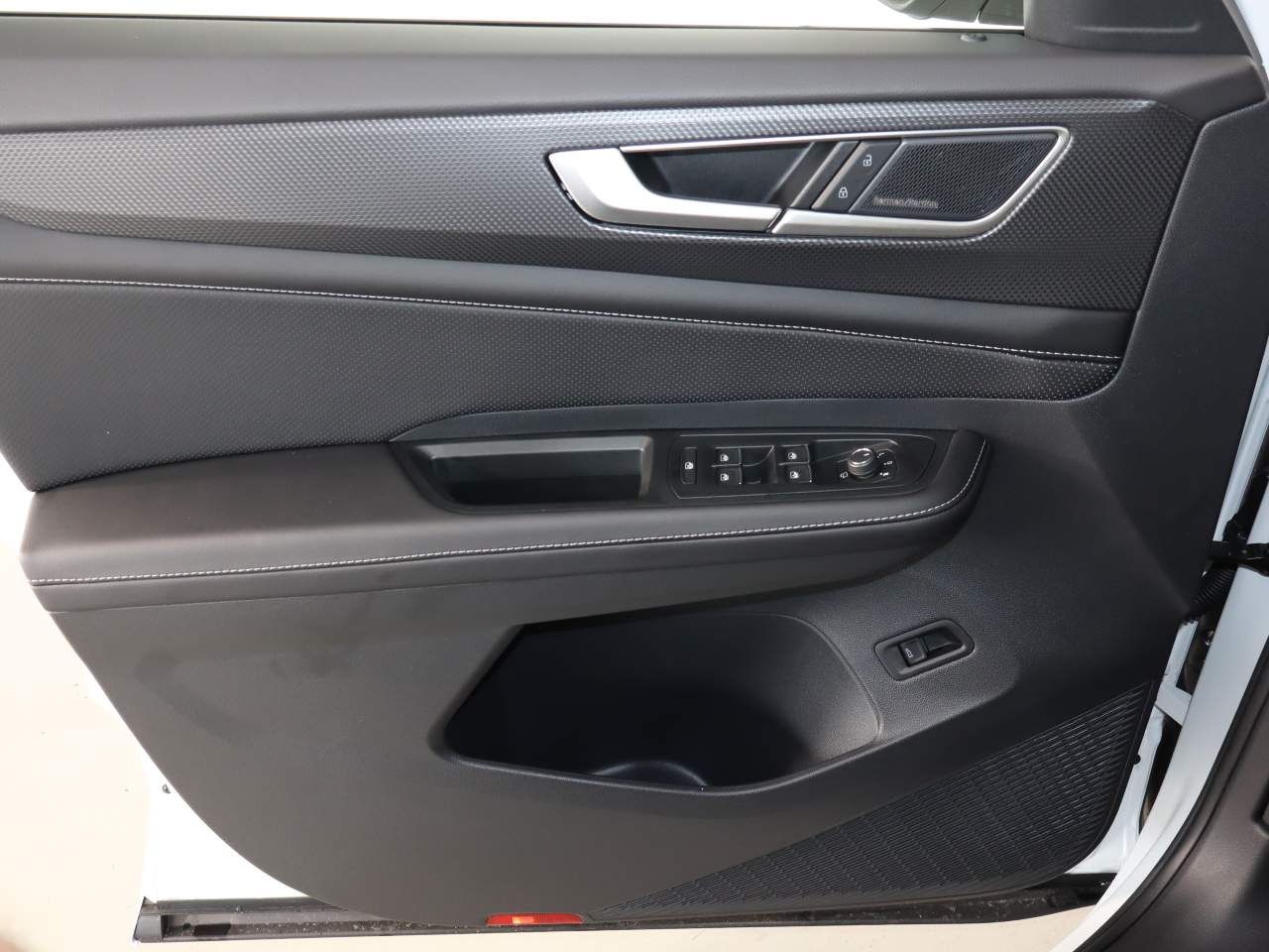 2026 Volkswagen Atlas Cross Sport SEL Premium R-Line 4Motion