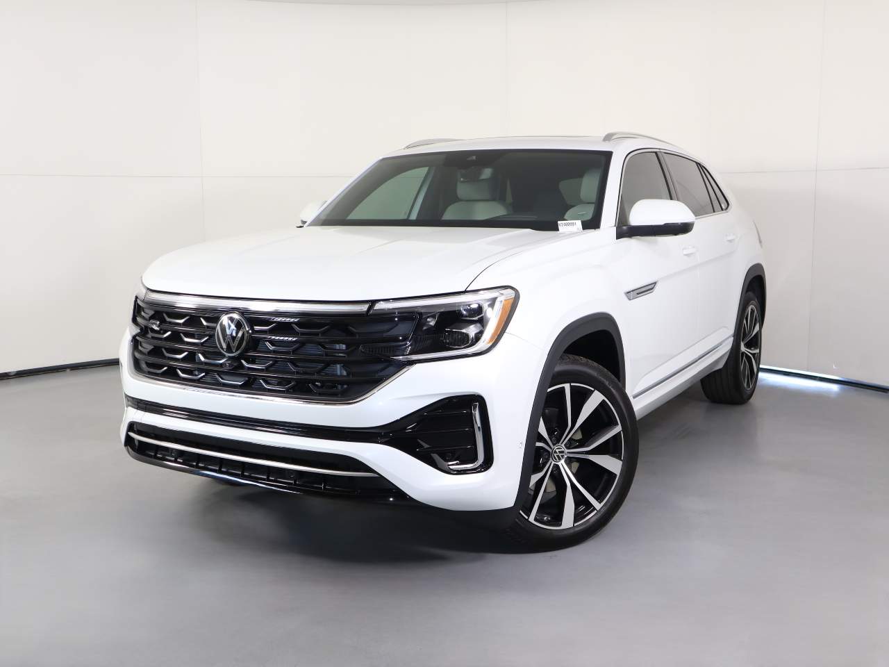 2024 Volkswagen Atlas Cross Sport SEL Premium R-Line 4Motion