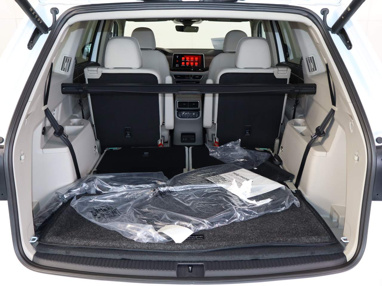 2026 Volkswagen Atlas SEL Premium R-Line 4Motion