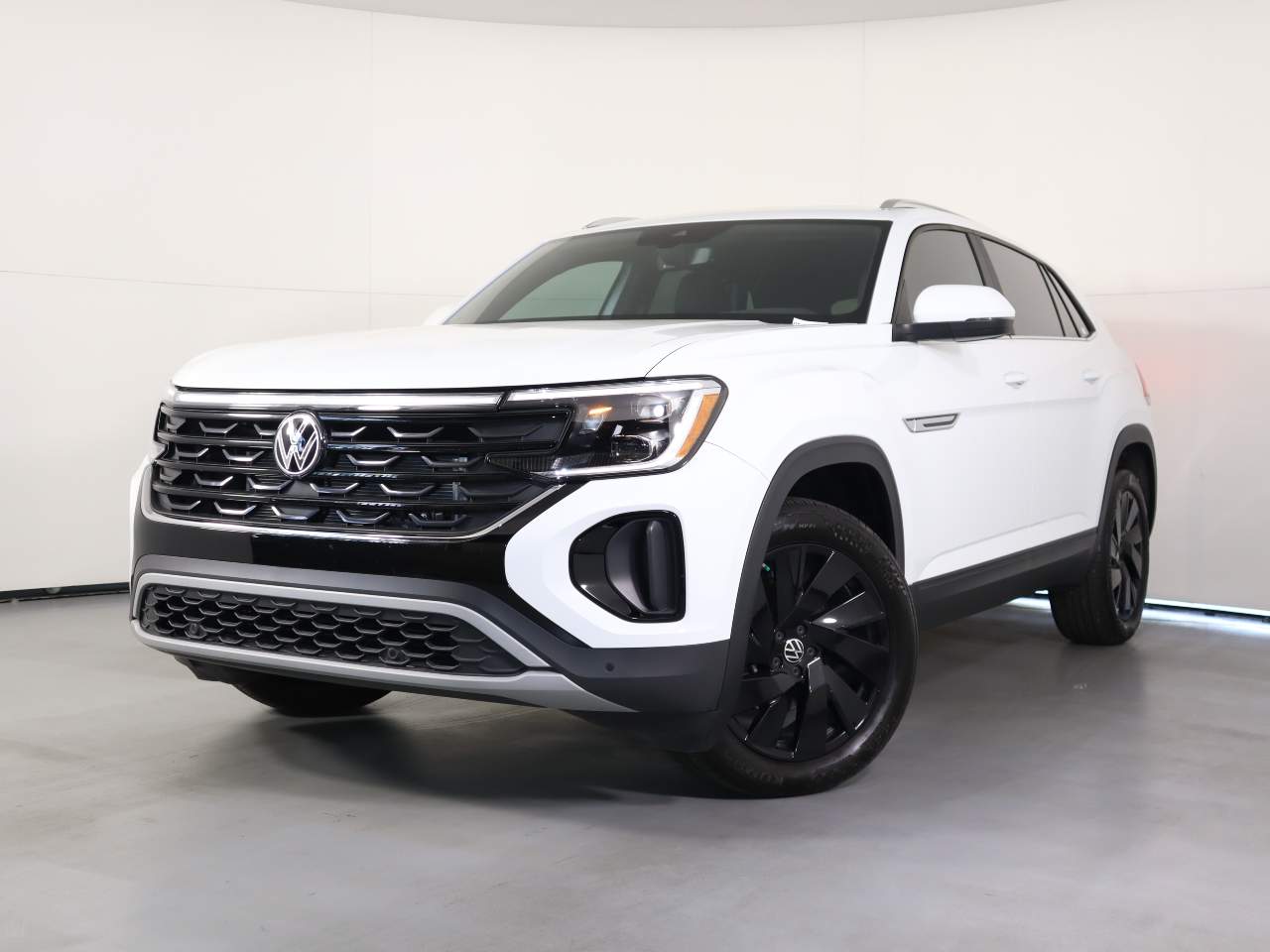 2024 Volkswagen Atlas Cross Sport SE