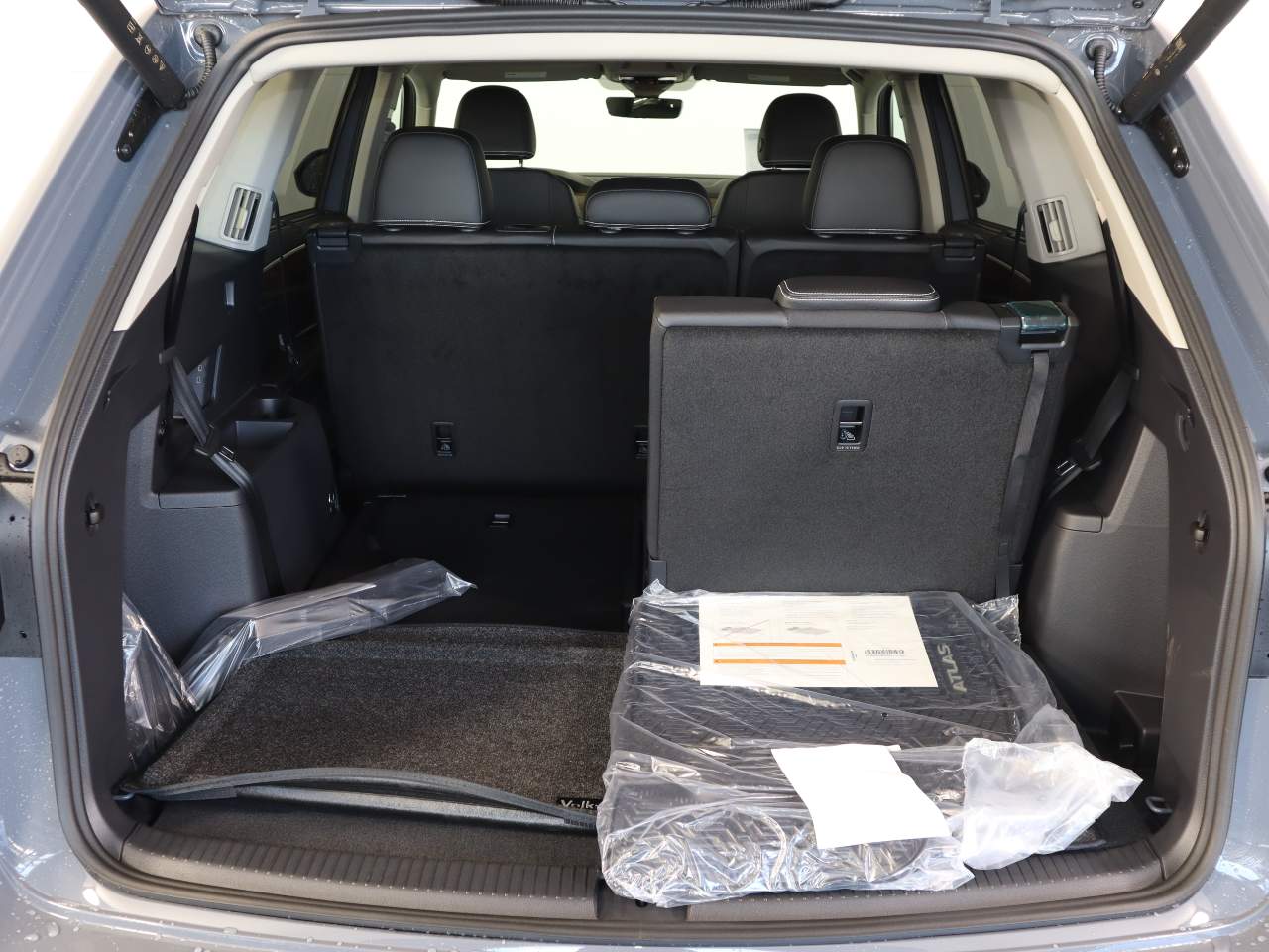 2026 Volkswagen Atlas SE Technology