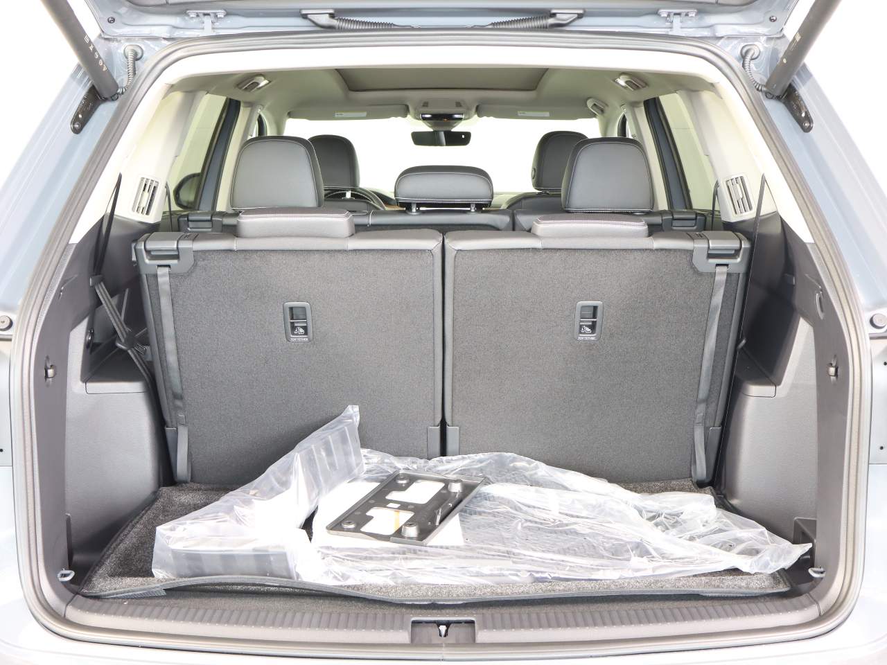 2026 Volkswagen Atlas SE Technology
