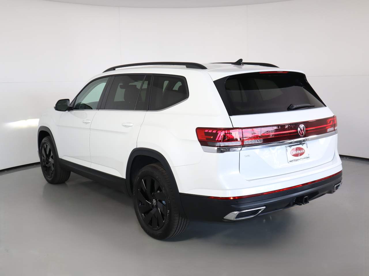 2026 Volkswagen Atlas SE Technology photo 3