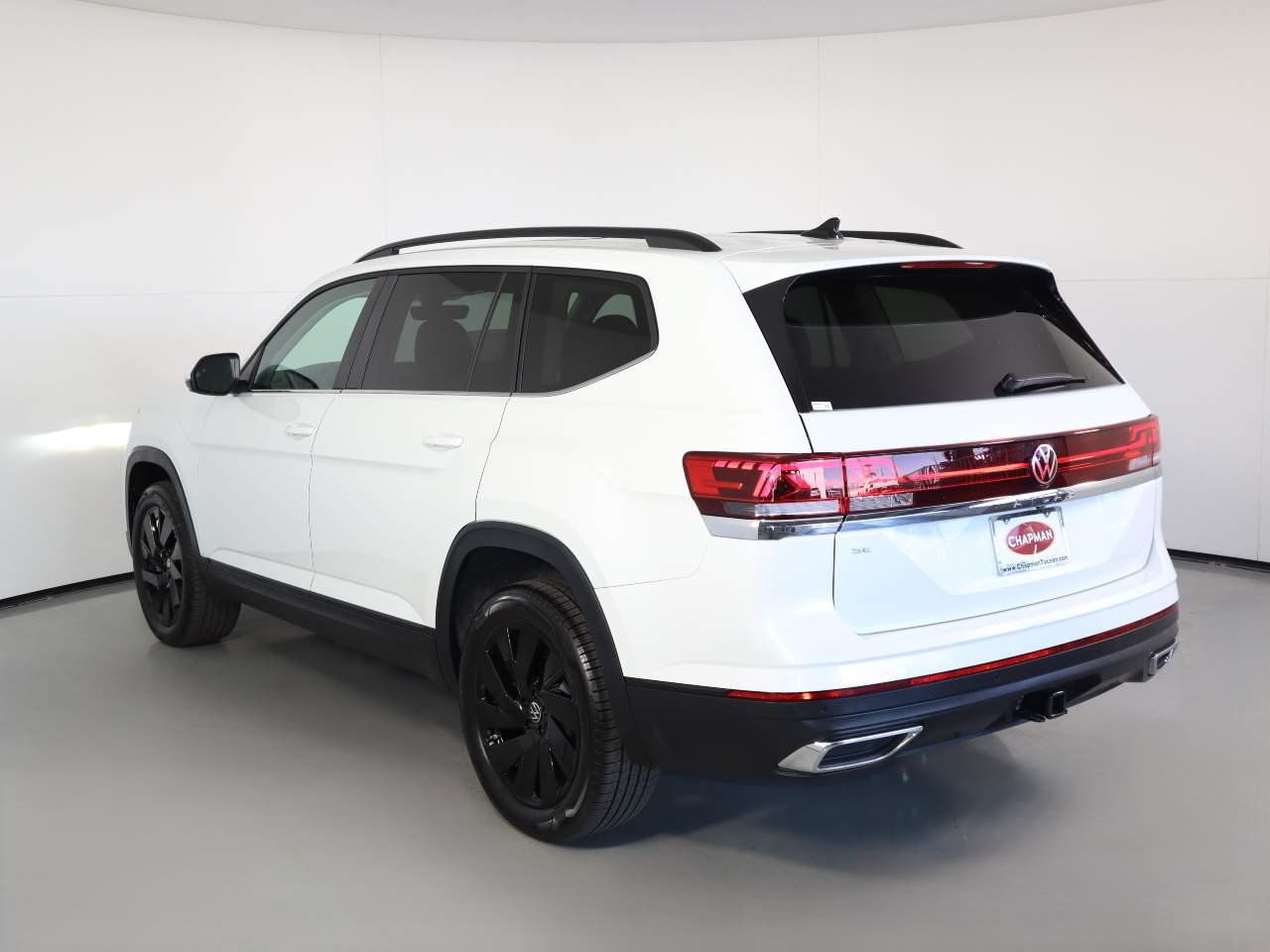 2026 Volkswagen Atlas SE Technology photo 3