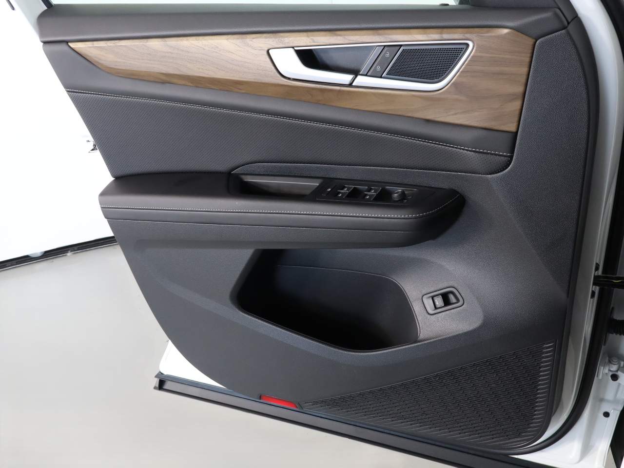 2026 Volkswagen Atlas SE Technology