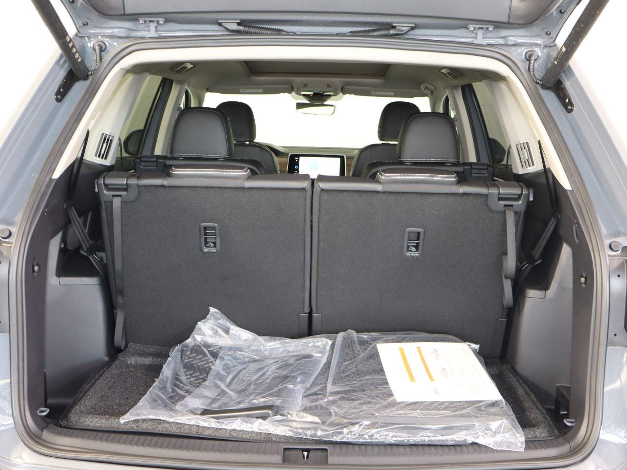 2026 Volkswagen Atlas SE Technology