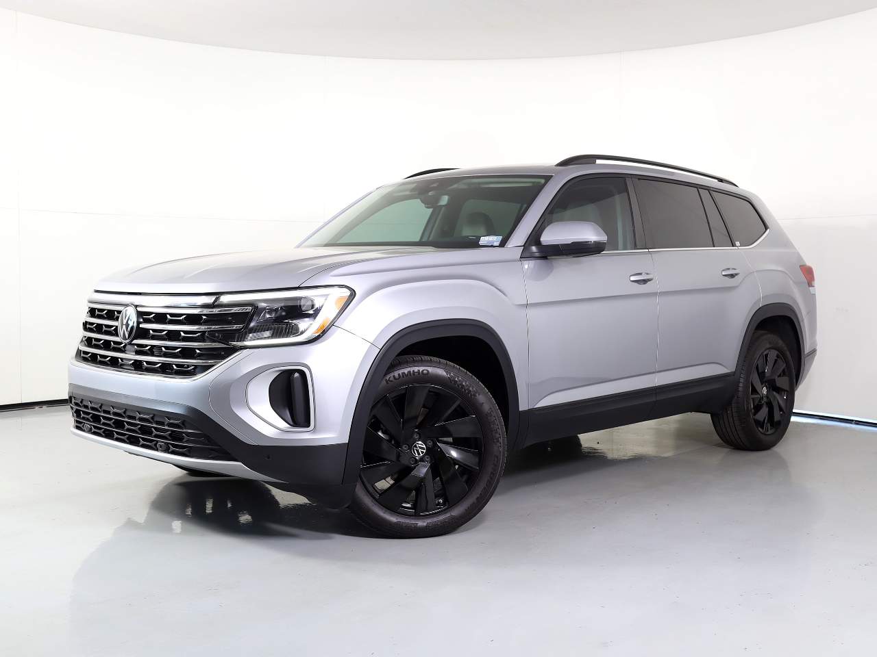 2025 Volkswagen Atlas SE