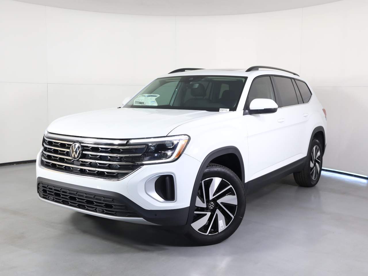 2025 Volkswagen Atlas SE Technology