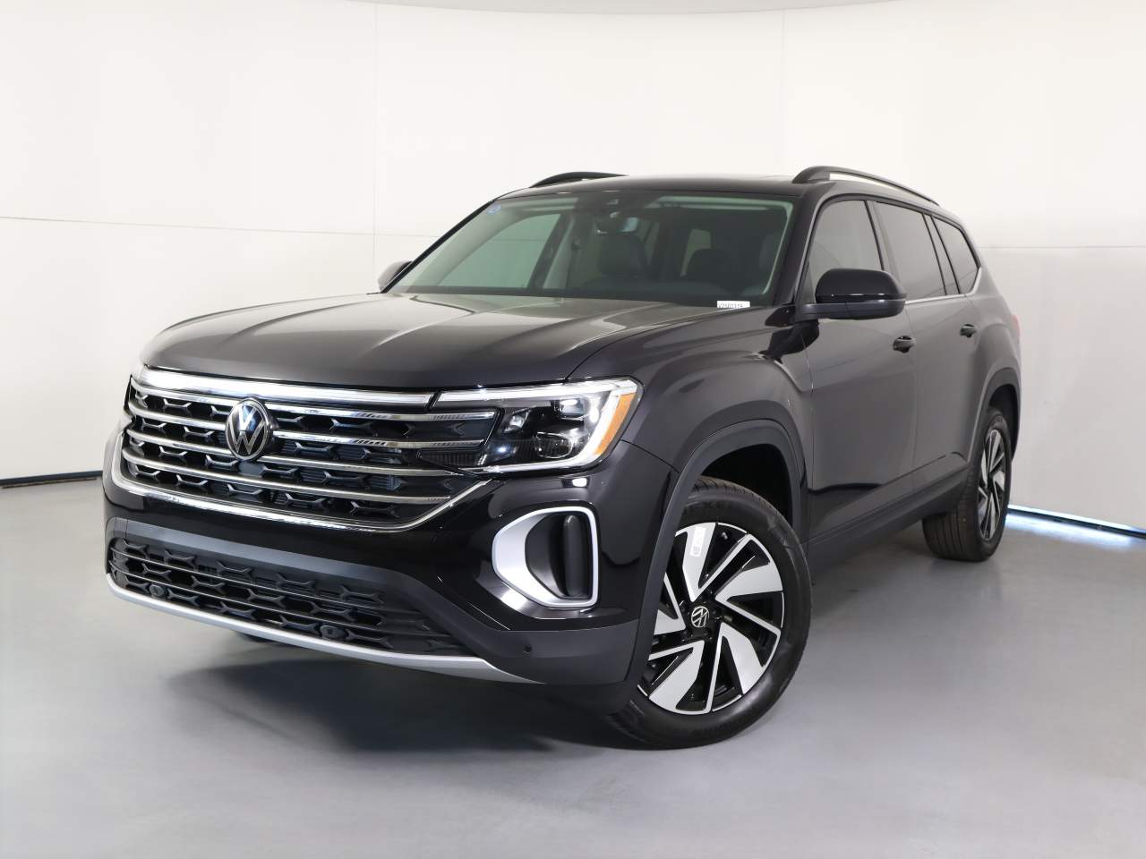 2025 Volkswagen Atlas SE Technology