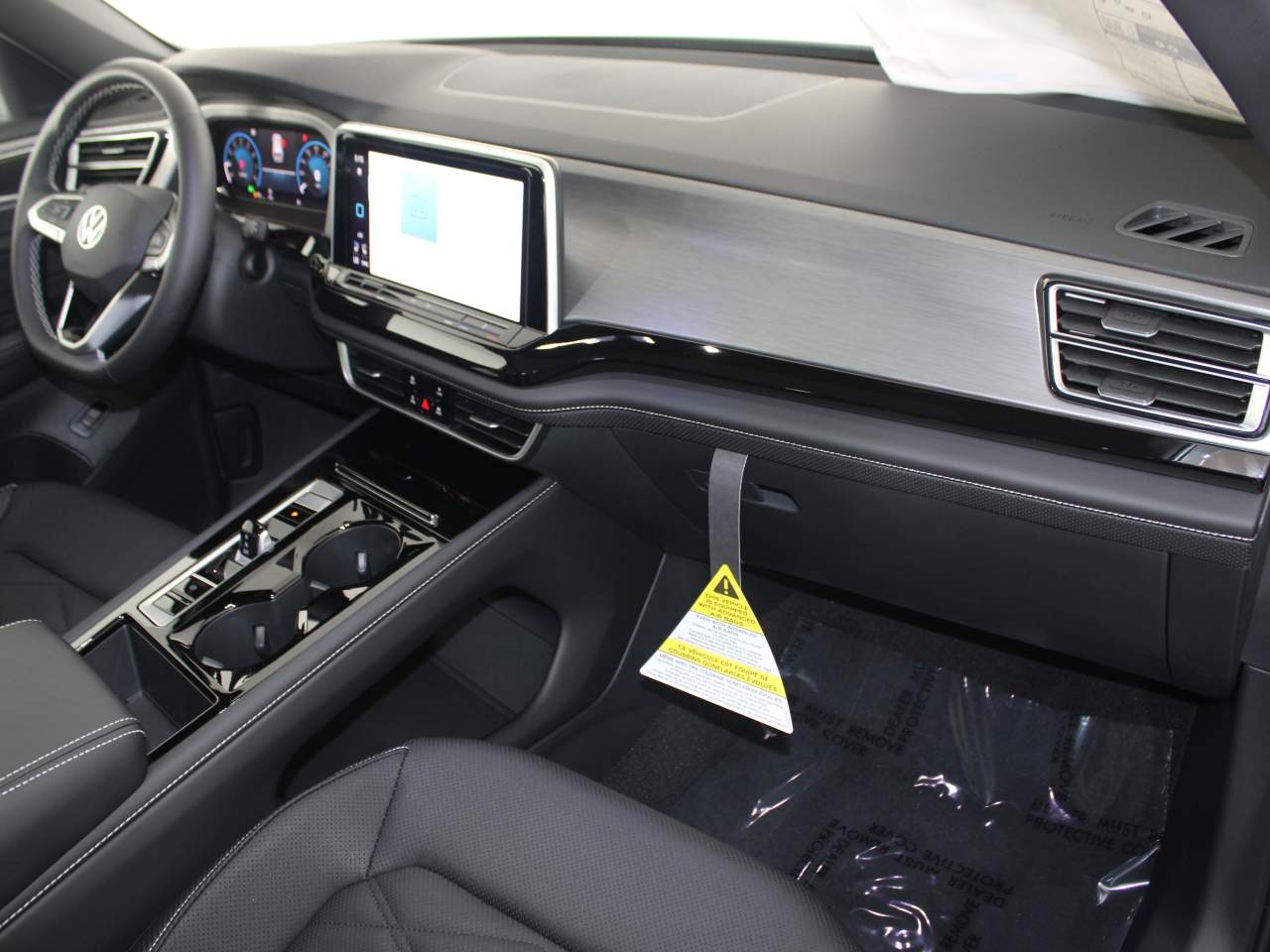 2026 Volkswagen Atlas Cross Sport SE w/Tech - Photo 14