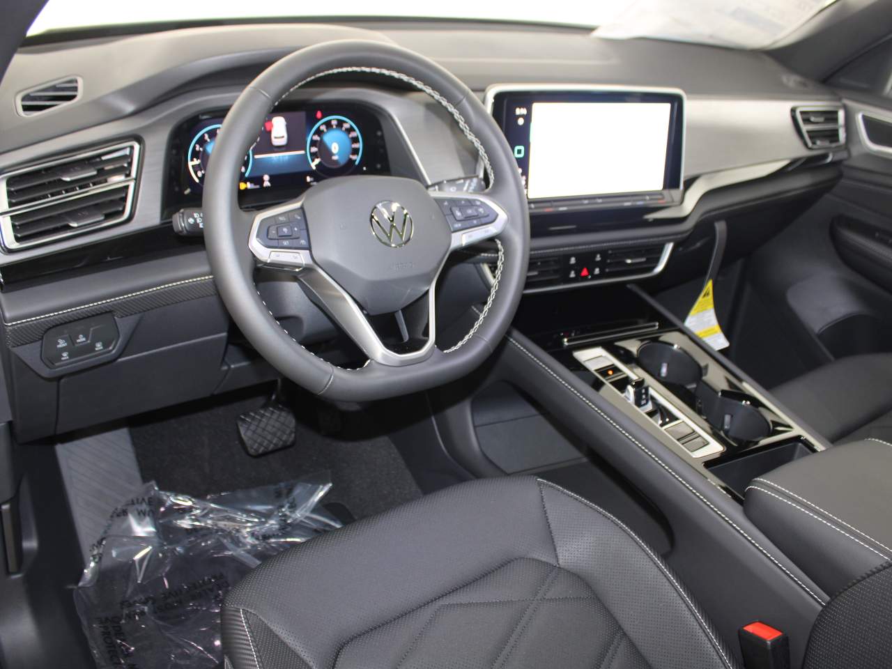 2026 Volkswagen Atlas Cross Sport SE w/Tech - Photo 10