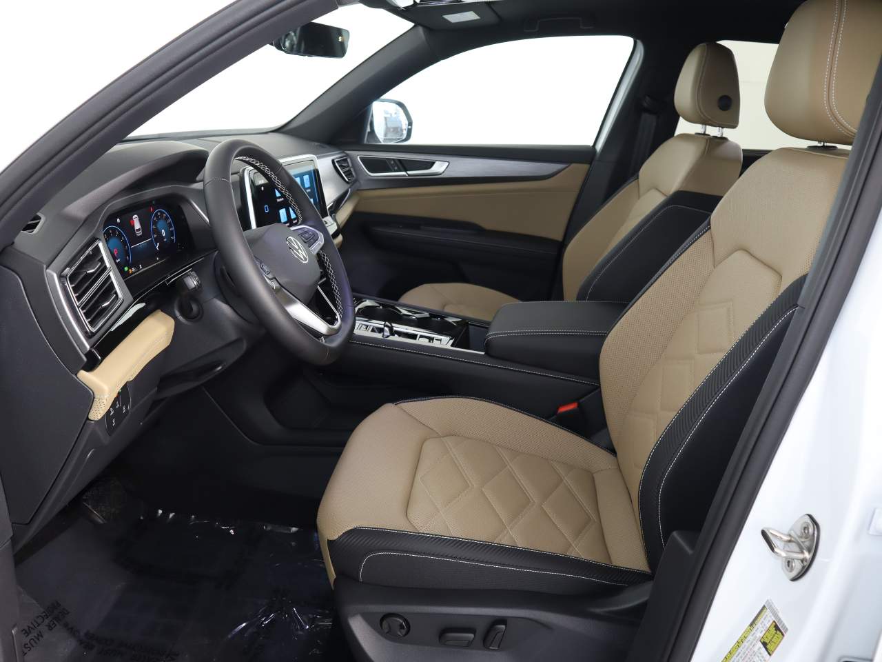 2026 Volkswagen Atlas Cross Sport SE w/Tech - Photo 10