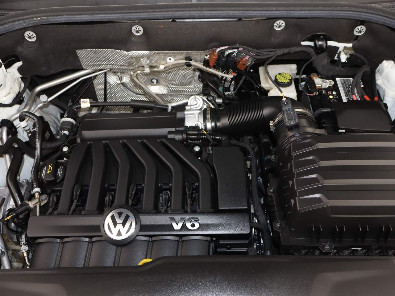 2023 Volkswagen Atlas Cross Sport V6 SE 4Motion