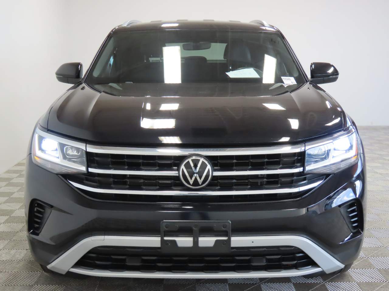 2022 Volkswagen Atlas Cross Sport SE 4Motion