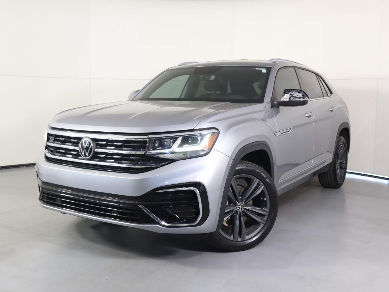 2021 Volkswagen Atlas Cross Sport V6 SE R-Line