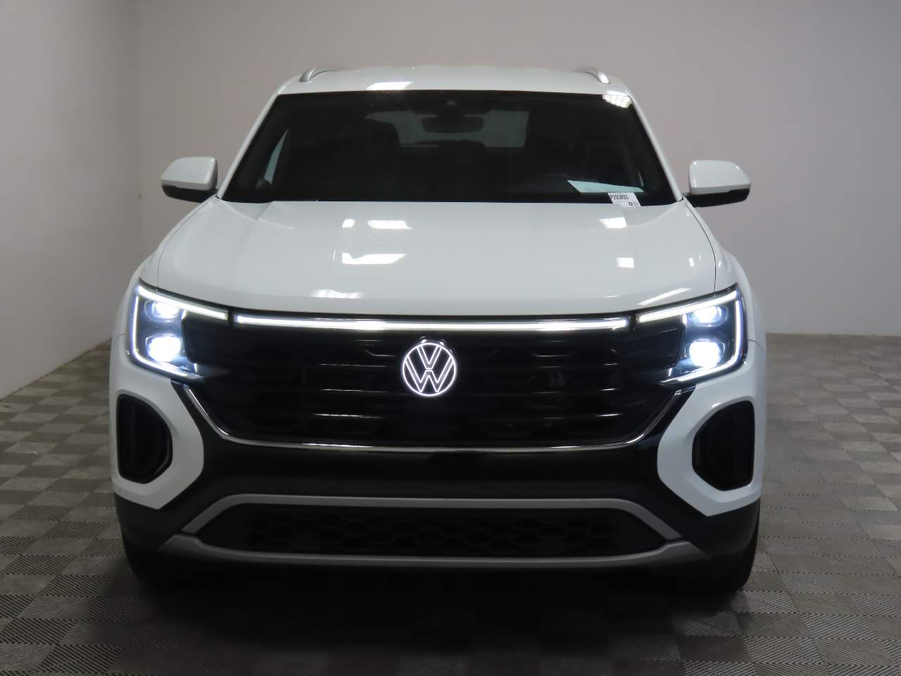 2024 Volkswagen Atlas Cross Sport SE