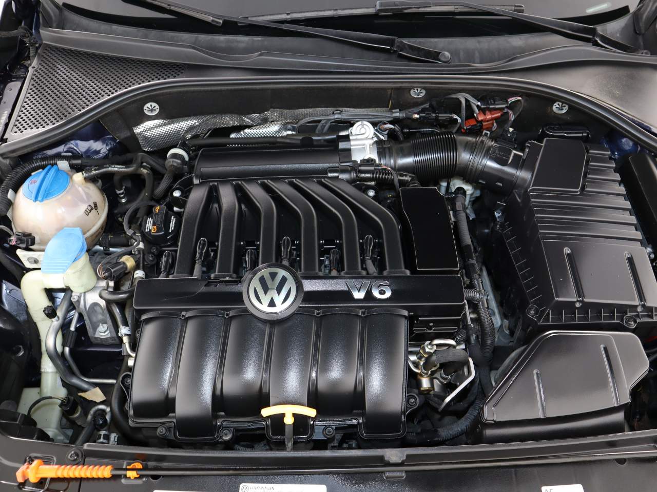 2013 Volkswagen Passat V6 SE