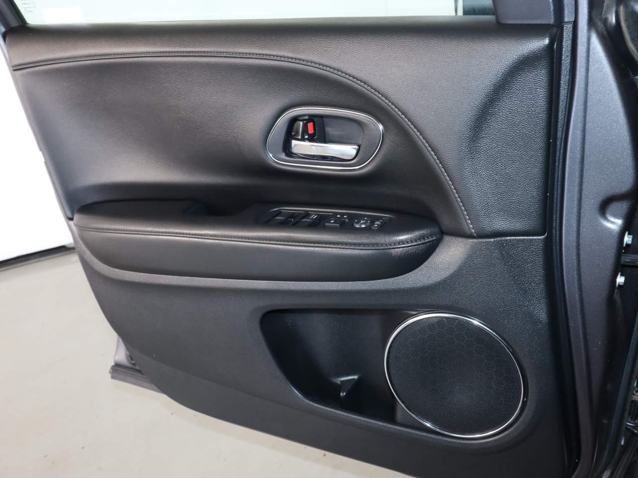 2021 Honda HR-V EX-L - Photo 16