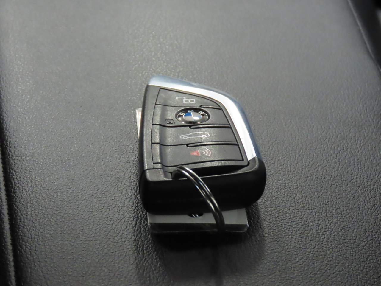 2024 BMW 3-Series 330i xDrive
